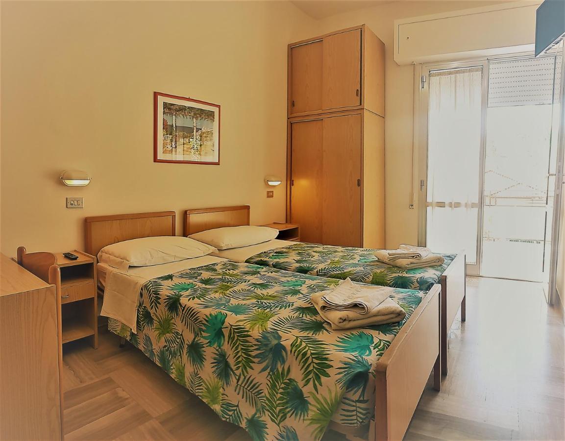 Hotel Giordo Rimini Ngoại thất bức ảnh