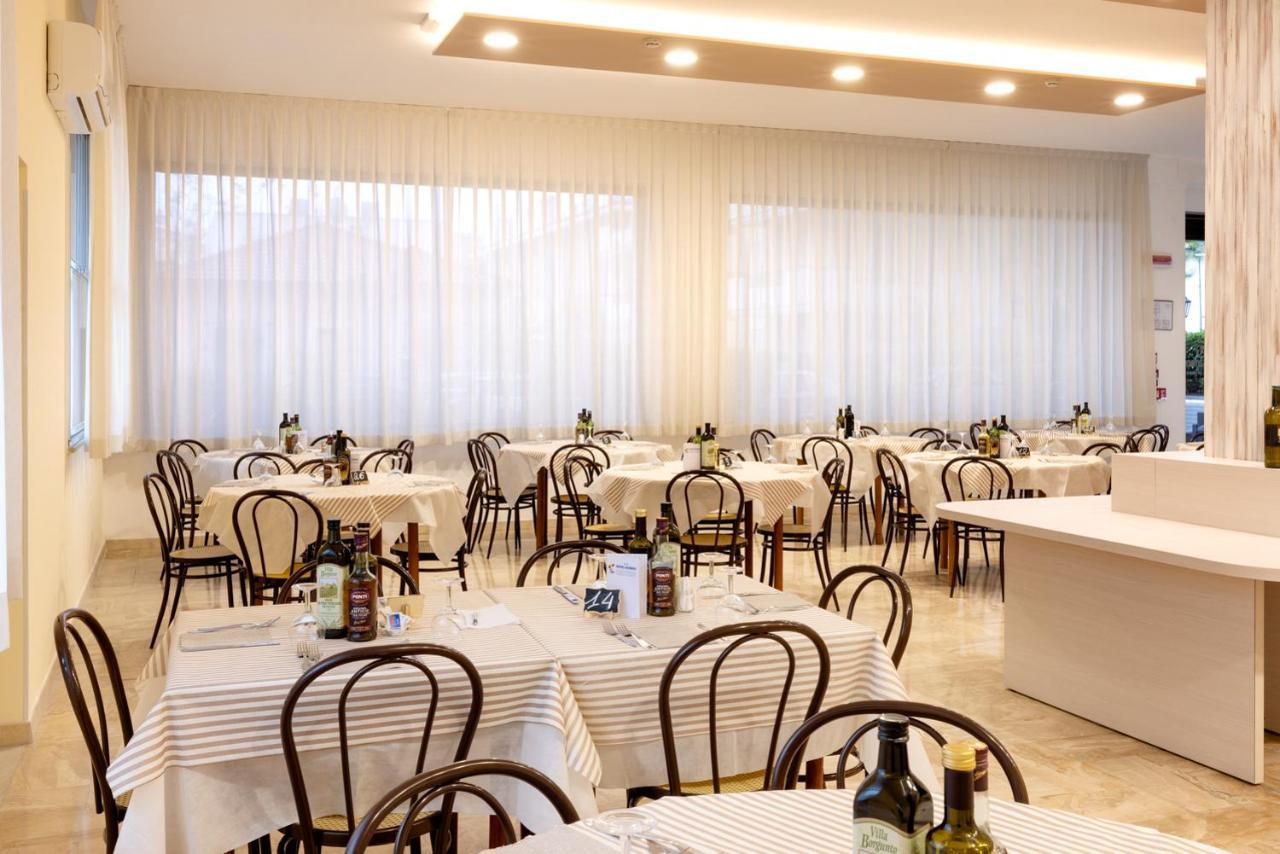 Hotel Giordo Rimini Ngoại thất bức ảnh