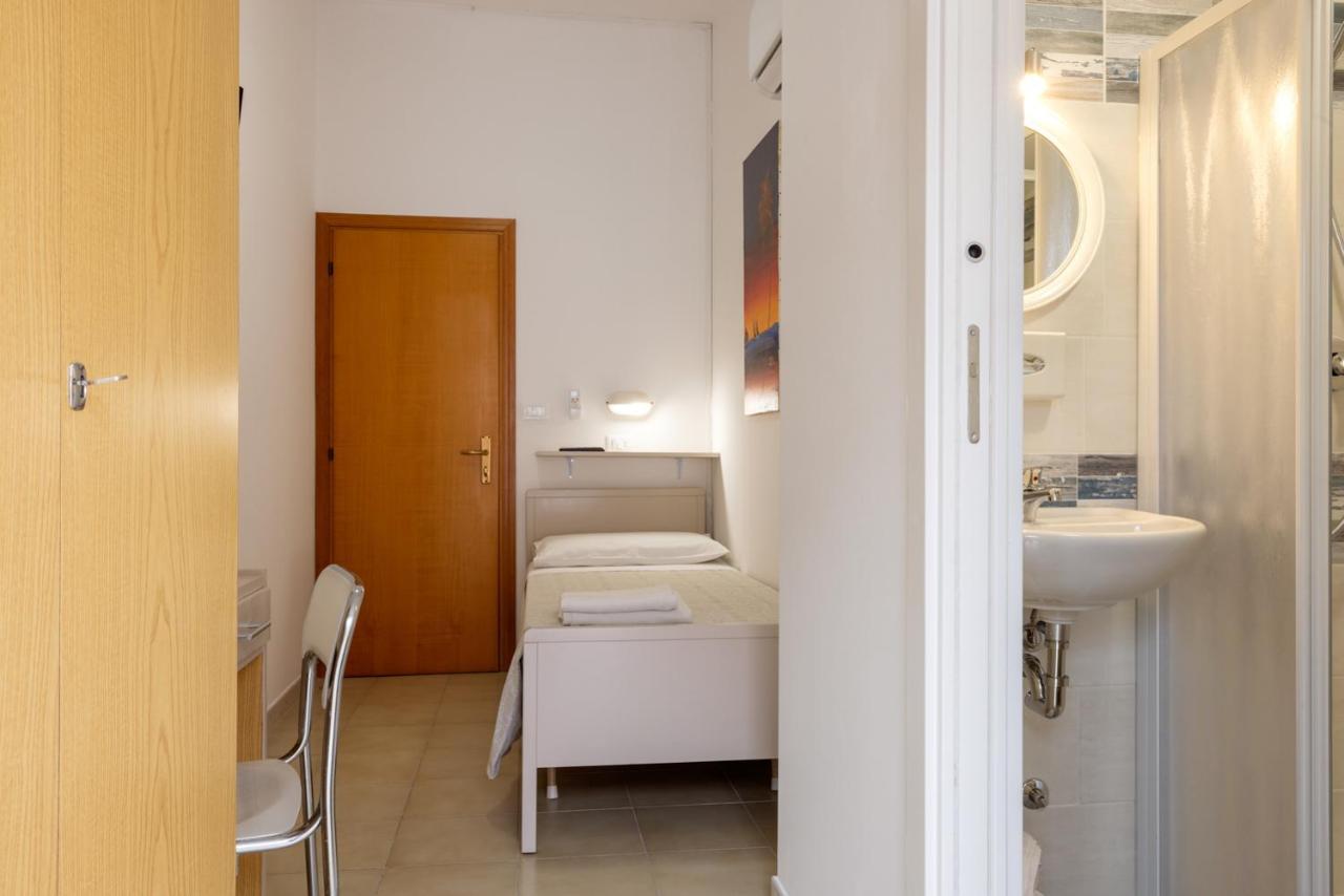 Hotel Giordo Rimini Ngoại thất bức ảnh