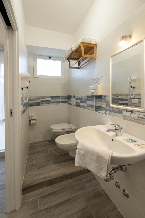 Hotel Giordo Rimini Ngoại thất bức ảnh