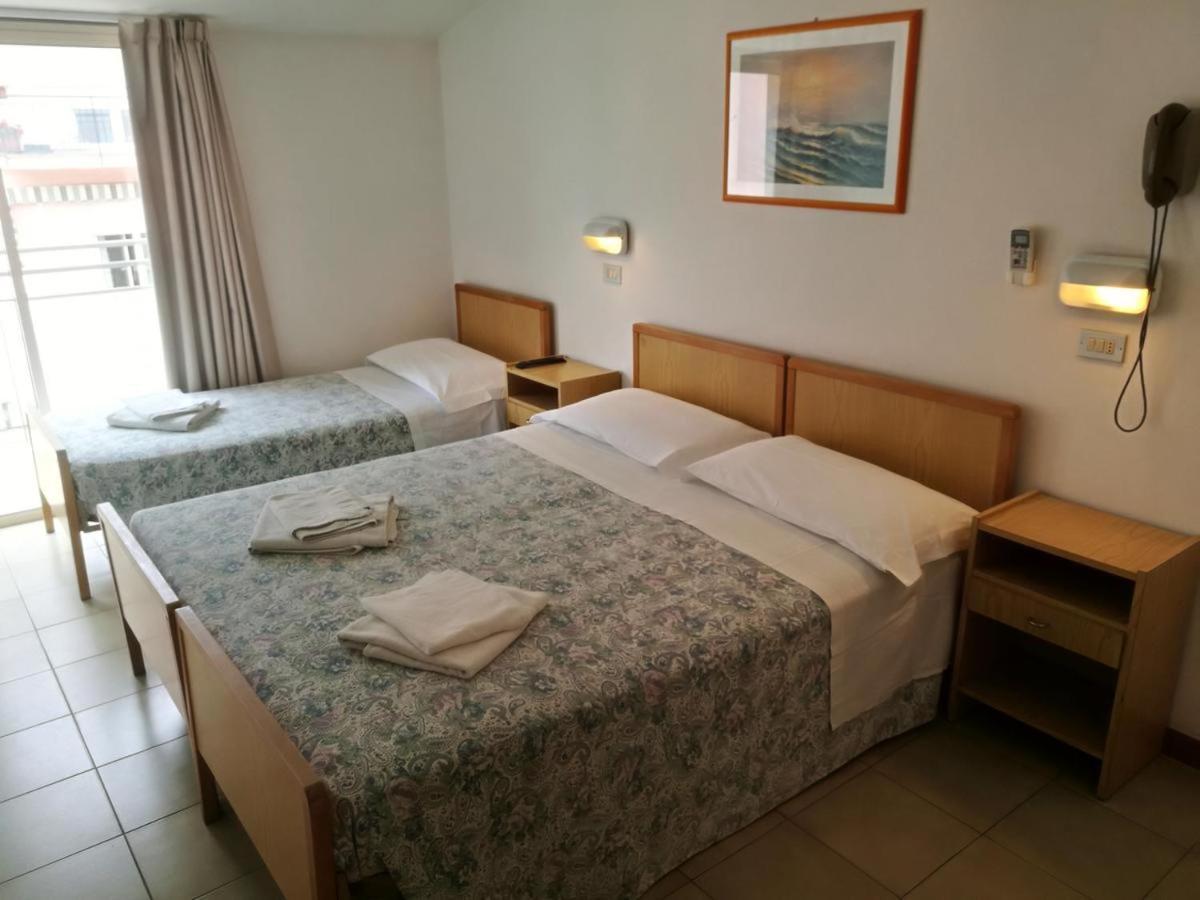 Hotel Giordo Rimini Ngoại thất bức ảnh
