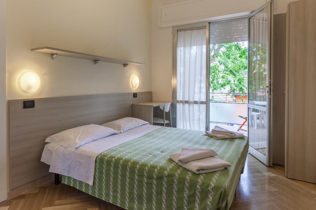 Hotel Giordo Rimini Ngoại thất bức ảnh